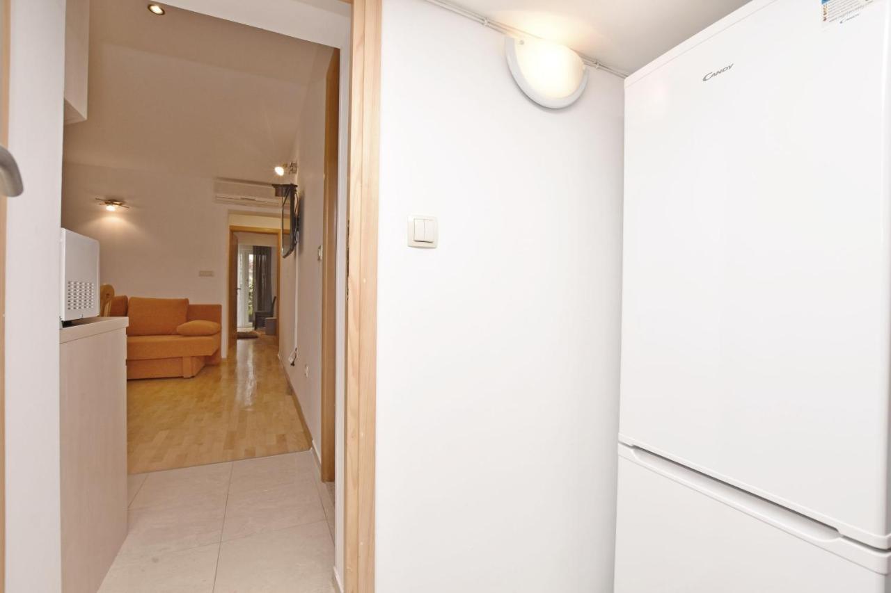 Apartment Mate Оміш Екстер'єр фото