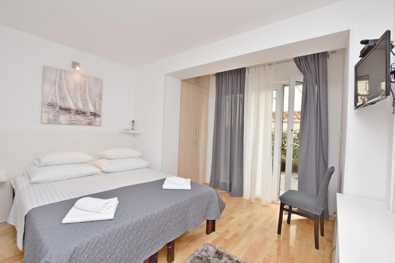 Apartment Mate Оміш Екстер'єр фото